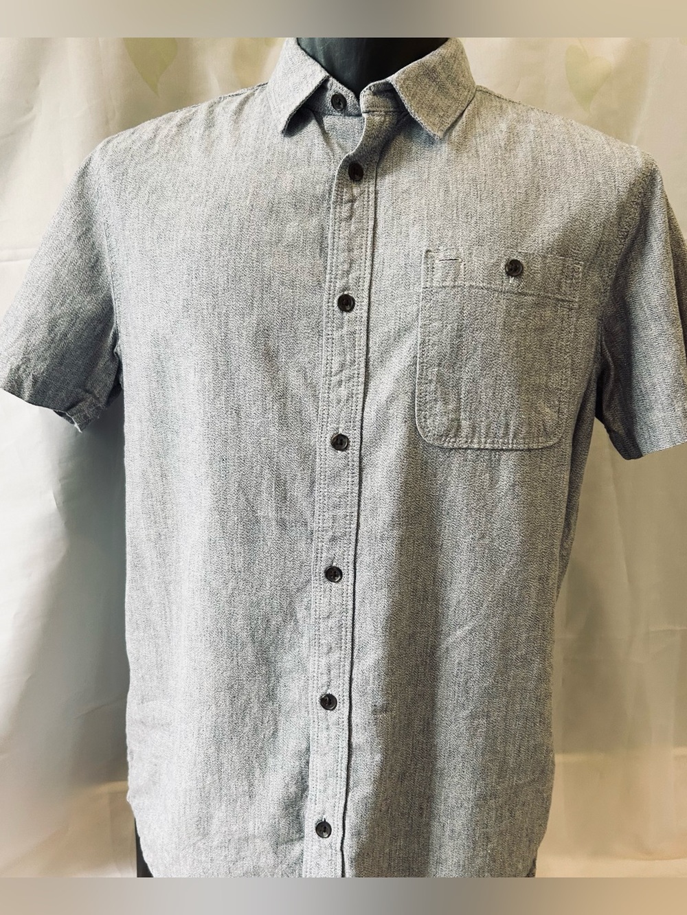 PRANA men’s size small casual button down